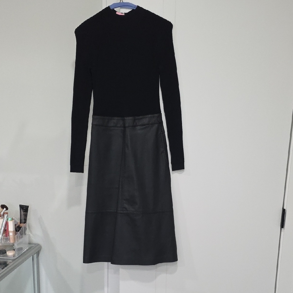 Ted Baker London Black Midi Skirt